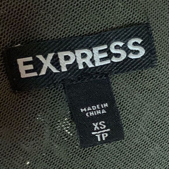 Express Copper and silver half sleeve sequin top - Picture 8 of 10